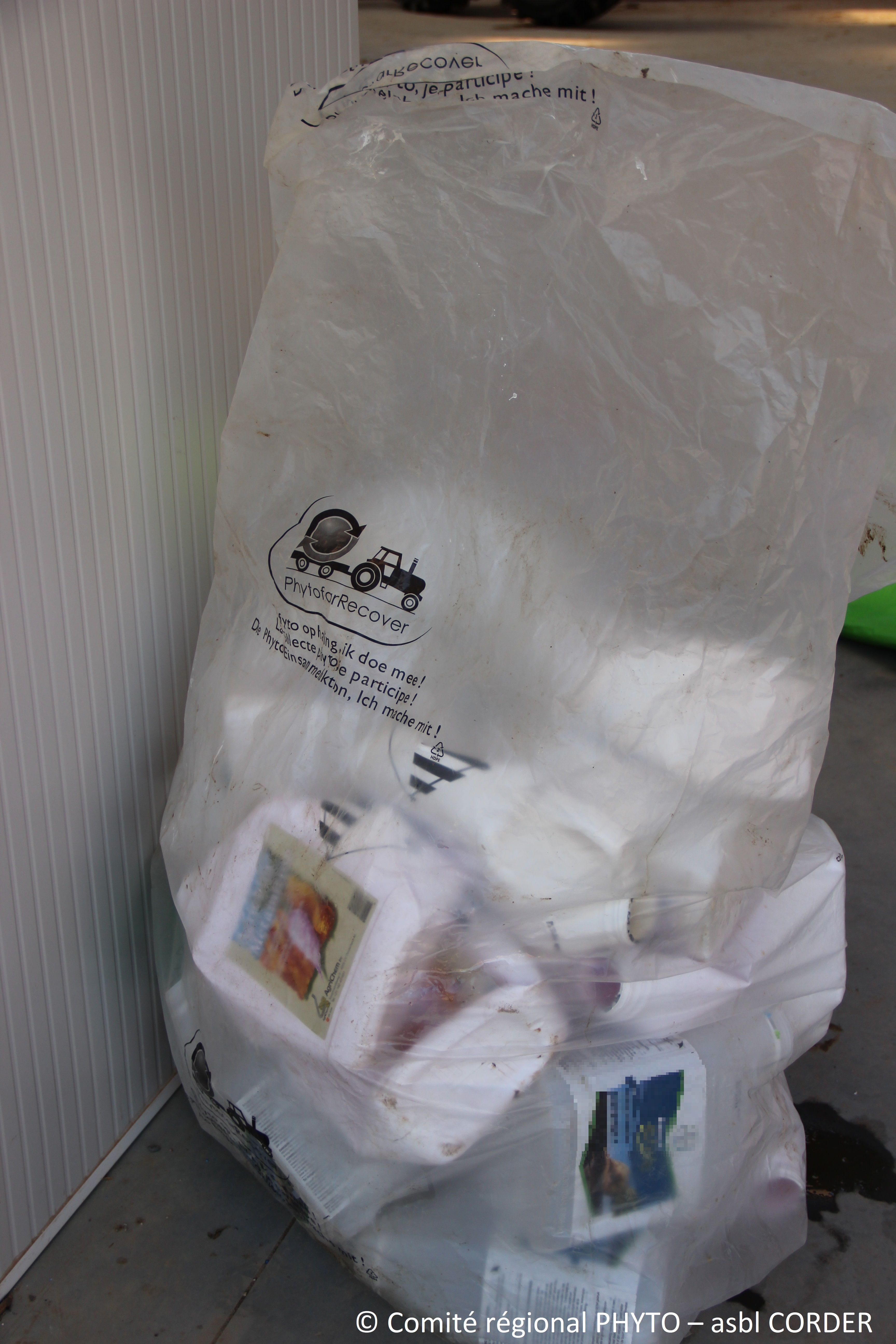 Sac poubelle AgriRecover pour rassembler les bidons vides de PPP